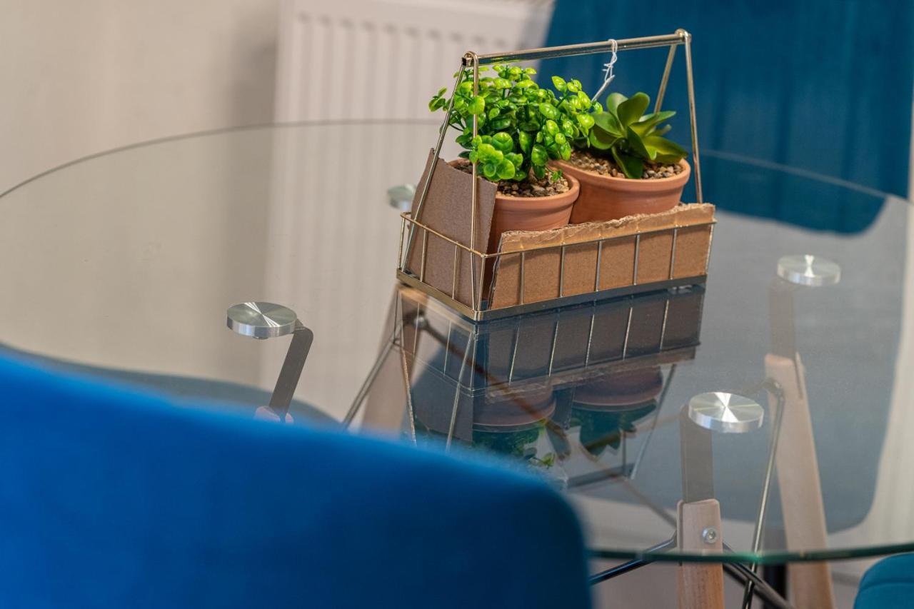 Stunning 2 Bedrooms Apartment Next Door To Selfridges And Oxford Street London Exterior photo